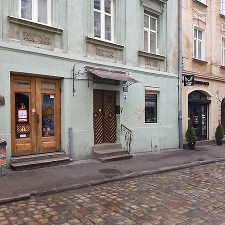 Mey Appartment On Rynok Square إلفيف المظهر الخارجي الصورة